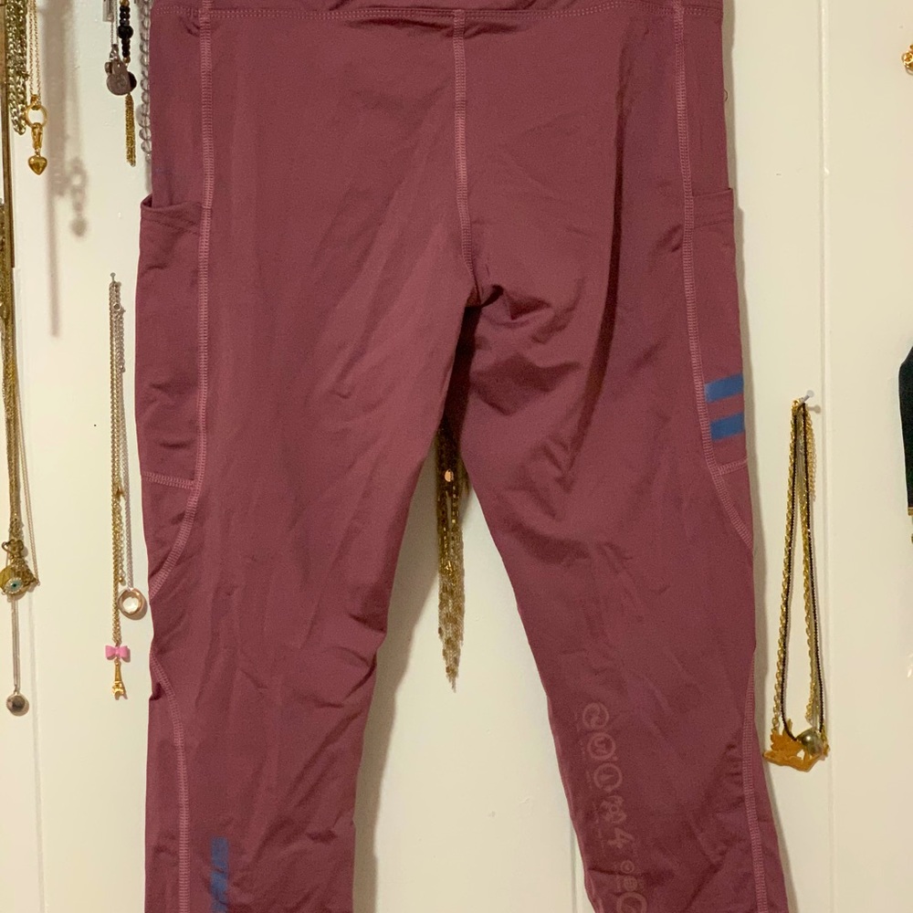 VIRUS BIOCERAMIC™ CAPRI LENGTH COMPRESSION PANT